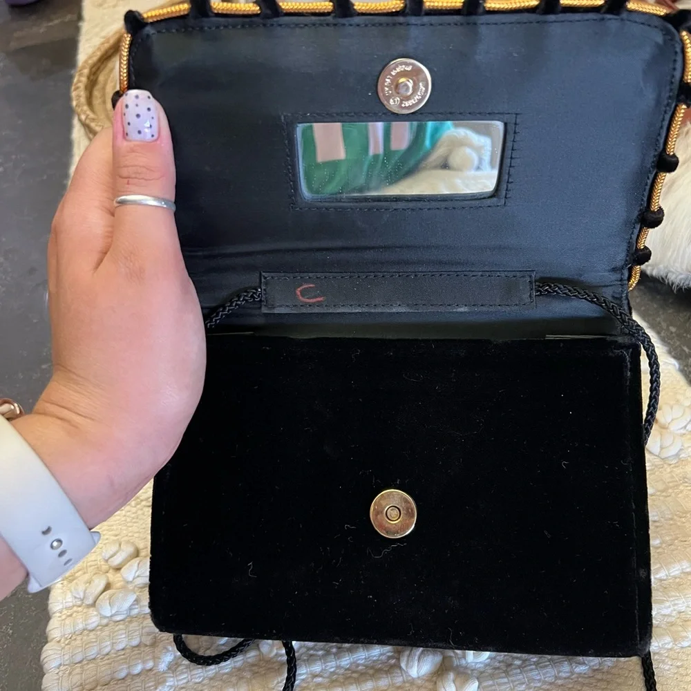 Elegant Black Velvet Clutch/ Shoulder Bag - Picture 3 of 3